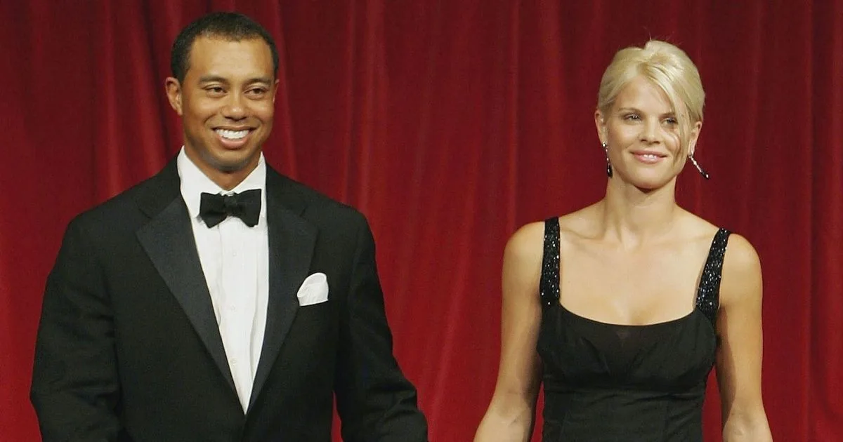 Elin Nordegren and Tiger Woods formal event photo